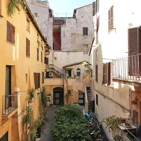 Campo De Fiori - Loft In Originario Anfiteatro Daire *