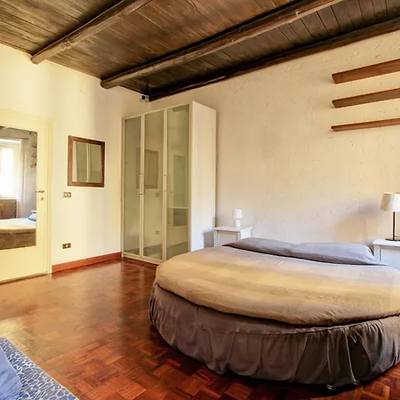 Daire Campo De Fiori - Loft In Originario Anfiteatro *